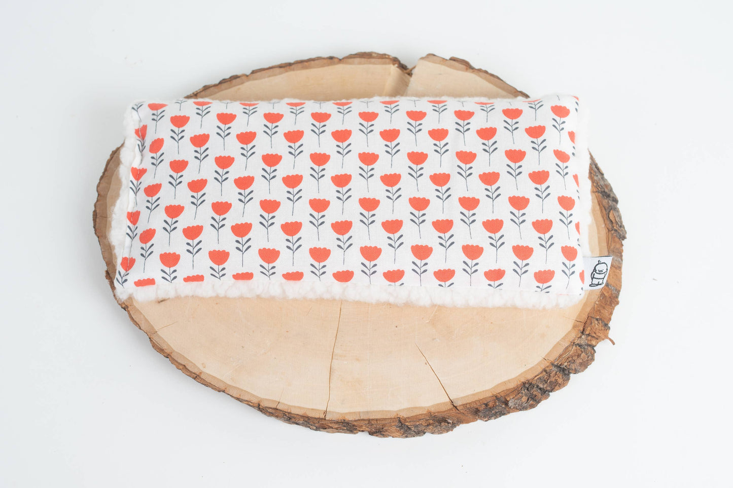 Deep Rest Eye Pillow for relaxation, stress relief, and sleep improvement. Features soft cotton front, minky backing, and soothing rice filling for acupressure and comfort. Can be used heated or chilled for enhanced relaxation