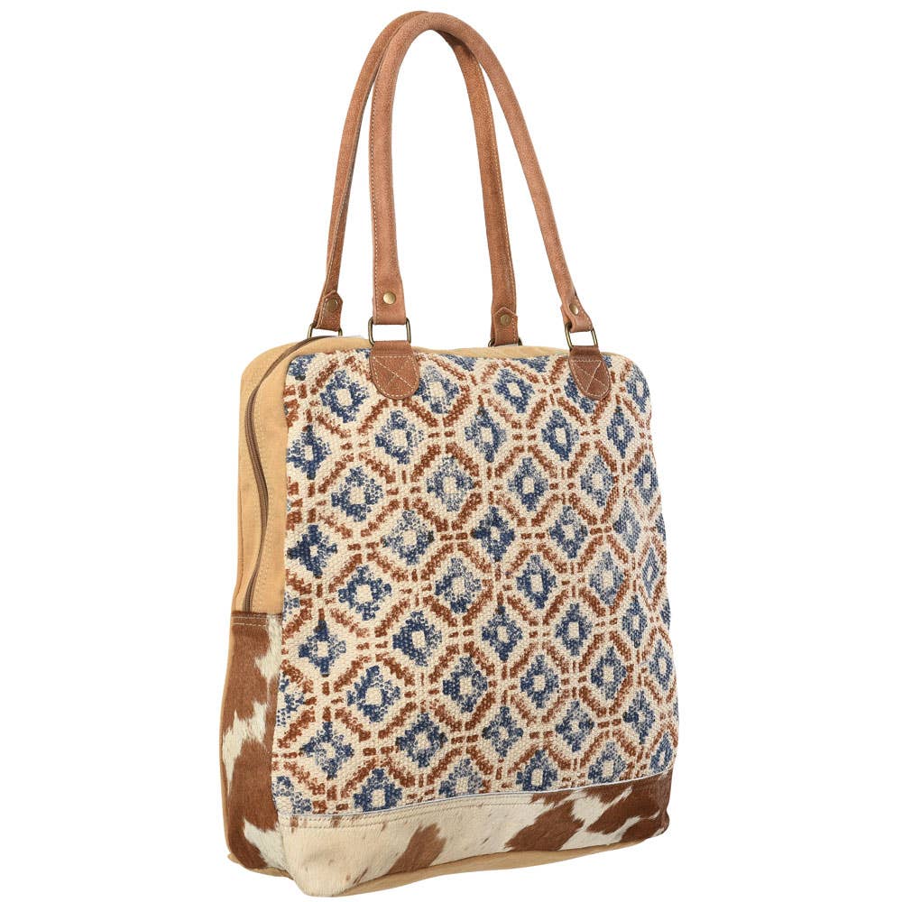 Mixed fabric canvas geometric crossbody bag for women, 16x16 inches. Stylish and functional, perfect for casual outings or formal events, with an elegant and sophisticated design.