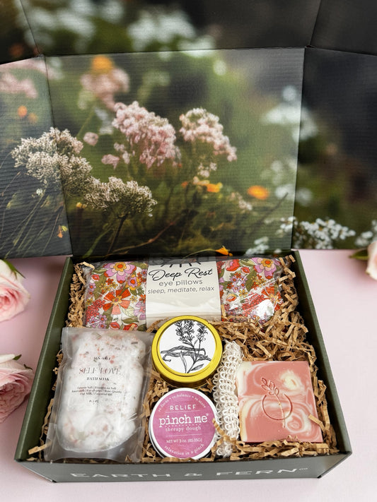 SIGNATURE SELF CARE - Wellness Box